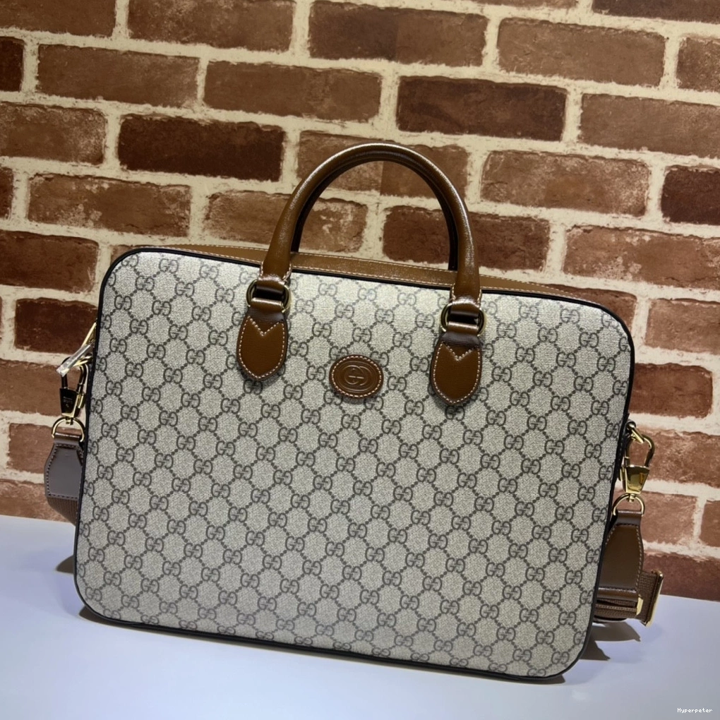 Hyperpeter WITH GUCCI CASE G BUSINESS INTERLOCKING 0712